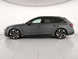 Grigio daytona perlato Usata 2023 Audi RS4 Comfort Station wagon | 75.900 € (Molto cara)