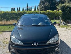 Nero Usata 2005 Peugeot 206 CC Cabrio | 3950 € (Buon prezzo)
