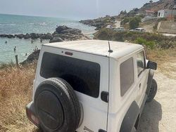 Bianco Usata 2022 Suzuki Jimny SUV | 29.500 € (Buon prezzo)