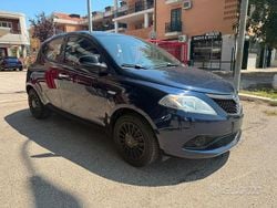 Blu Usata 2018 Lancia Ypsilon Platinum Due volumi | 9200 € (Buon prezzo)