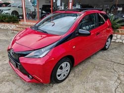Rosso Usata 2015 Toyota Aygo Due volumi | 8000 € (Buon prezzo)