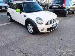 Bianco Usata 2013 Mini ONE Due volumi | 7990 € (Cara)
