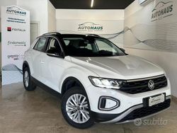 Grigio Usata 2022 VW T-Roc Life SUV | 22.450 € (Buon prezzo)