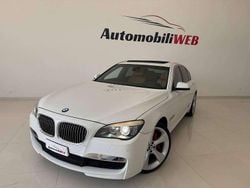 Bianco Usata 2010 BMW 750 Tre volumi | 22.999 € (Buon prezzo)