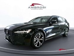 Onyx black Nuova 2025 Volvo V60 Plus Station wagon | 42.700 € (Ottimo prezzo)