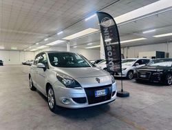 Grigio Usata 2011 Renault Scénic III Luxe Monovolume | 2900 € (Ottimo prezzo)