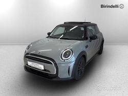 Moonwalk grey metallic Usata 2022 Mini Cooper Essential Due volumi | 25.250 € (Cara)