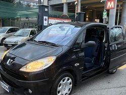 Nero Usata 2008 Peugeot 1007 Monovolume | 3500 € (Buon prezzo)