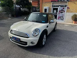 Beige Usata 2011 Mini Cooper D Due volumi | 5890 €