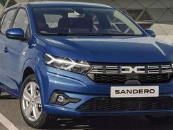 Usata 2023 Dacia Sandero Expression Due volumi | 14.200 € (Buon prezzo)