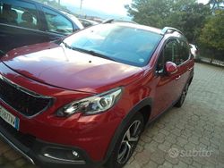 Rosso Usata 2017 Peugeot 2008 S SUV | 10.700 € (Buon prezzo)