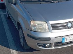 Grigio Usata 2007 Fiat Panda Due volumi | 4000 € (Molto cara)