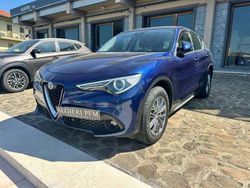 Blu/azzurro Usata 2018 Alfa Romeo Stelvio Executive SUV | 24.900 € (Molto cara)