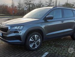 Grigio Usata 2022 Skoda Karoq Executive SUV | 26.900 € (Buon prezzo)