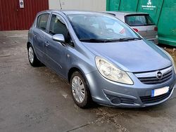 Usata 2007 Opel Corsa Tre volumi | 2700 € (Cara)