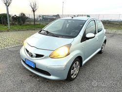 Argento Usata 2006 Toyota Aygo Sol Due volumi | 3000 € (Buon prezzo)