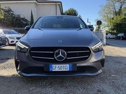 Grigio Usata 2021 Mercedes B200 Monovolume | 19.900 € (Super prezzo)