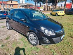 Nero Usata 2015 Opel Corsa Edition Tre volumi | 3900 € (Ottimo prezzo)