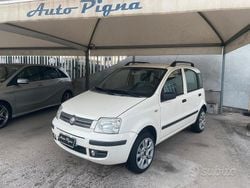 Bianco Usata 2009 Fiat Panda Dynamic Tre volumi | 3600 € (Buon prezzo)