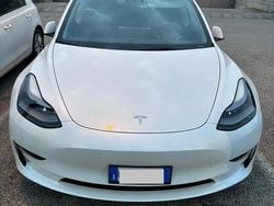 Bianco Usata 2023 Tesla Model 3 Long Range AWD Tre volumi | 36.000 € (Buon prezzo)