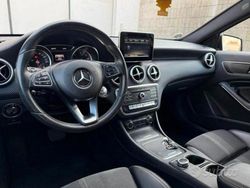 Bianco Usata 2017 Mercedes A180 Tre volumi | 16.500 €
