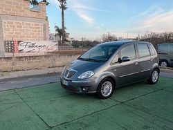 Grigio Usata 2011 Lancia Musa Platinum Monovolume | 4900 € (Cara)