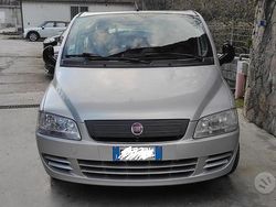 Grigio Usata 2009 Fiat Multipla Emotion Monovolume | 2490 € (Buon prezzo)