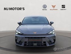 Grigio Nuova 2025 Cupra Leon Tre volumi | 34.900 € (Buon prezzo)