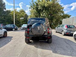 Usata 2023 Land Rover Defender Dynamic | 62.900 €