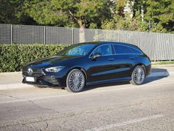 Nero Usata 2024 Mercedes CLA250e Shooting Brake AMG Line Premium Plus Station wagon | 43.600 € (Cara)