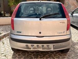 Grigio Usata 2002 Fiat Punto Tre volumi | 1700 €