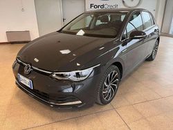 Urano grey Usata 2023 VW Golf VIII Style Tre volumi | 24.500 € (Buon prezzo)