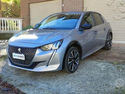 Grigio Usata 2020 Peugeot 208 GT-line Due volumi | 13.800 € (Molto cara)