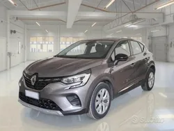Grigio Usata 2021 Renault Captur Business SUV | 13.990 € (Buon prezzo)