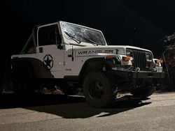 Bianco Usata 1991 Jeep Wrangler Laredo SUV | 13.400 €