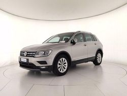 Tungsten silver metallizzato Usata 2020 VW Tiguan Business SUV | 21.500 € (Ottimo prezzo)