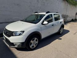 Bianco Usata 2016 Dacia Sandero Prestige Tre volumi | 6990 € (Cara)