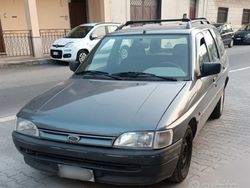 Grigio Usata 1992 Ford Escort Station wagon | 1200 €