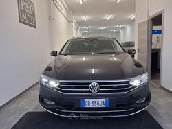 Nero Usata 2020 VW Passat Executive Station wagon | 17.900 € (Buon prezzo)