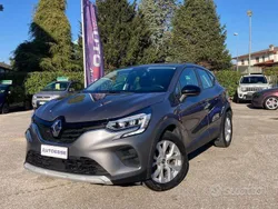 Grigio metallizzato Usata 2021 Renault Captur Business SUV | 16.950 € (Buon prezzo)