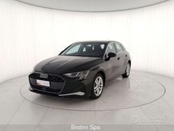 Nero metallizzato Usata 2025 Audi A3 Advanced Tre volumi | 34.900 € (Ottimo prezzo)