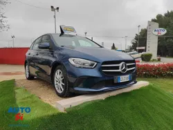 Blu Usata 2020 Mercedes B180 Executive Monovolume | 21.450 € (Buon prezzo)