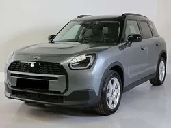Grigio Usata 2024 Mini Cooper Countryman Classic SUV | 35.700 € (Buon prezzo)