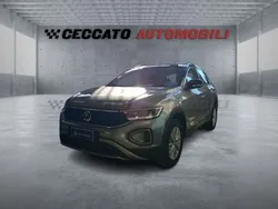 Grigio Usata 2024 VW T-Roc Life SUV | 24.605 € (Ottimo prezzo)