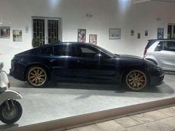 Blu/azzurro Usata 2019 Porsche Panamera Turbo Tre volumi | 49.900 €