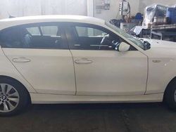 Bianco Usata 2009 BMW 120 Due volumi | 5900 € (Buon prezzo)
