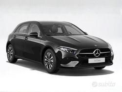 Nero Nuova 2025 Mercedes 180 Advanced Tre volumi | 33.500 €