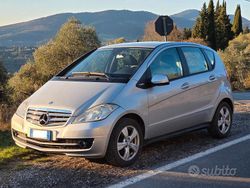 Grigio Usata 2010 Mercedes A160 Monovolume | 4800 € (Buon prezzo)