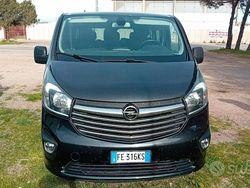 Nero Usata 2016 Opel Vivaro Executive Monovolume | 9900 € (Ottimo prezzo)