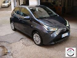 Grigio Usata 2018 Toyota Aygo X-cite Due volumi | 11.900 € (Buon prezzo)